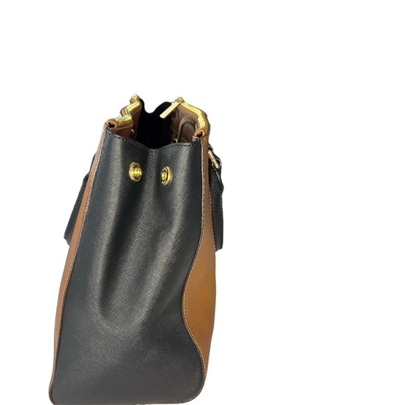 Michael Kors Color Block Tote with Optional Crossbody Strap - Picture 6 of 7